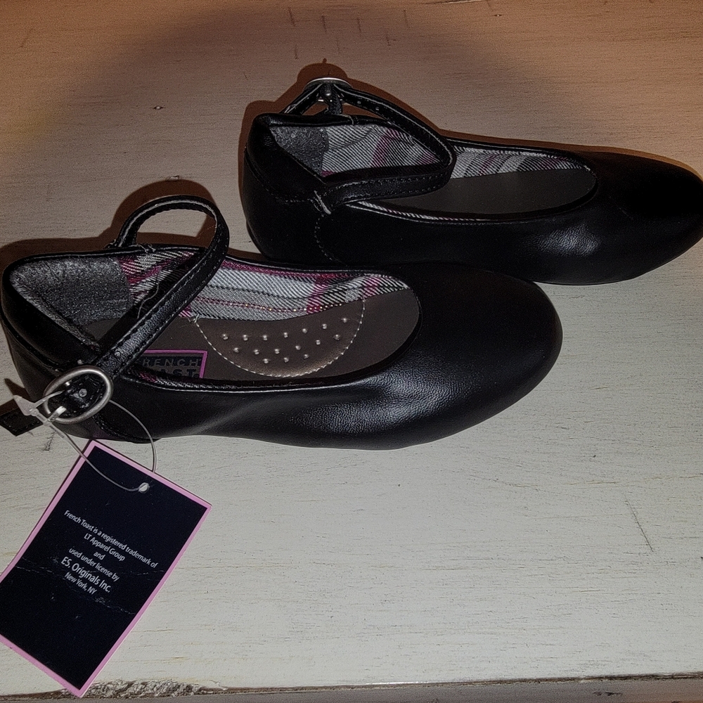 French toast girls dress shoes size 11